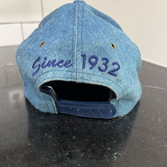 Vintage Disney “Goofy” SnapBack Ball Cap in Denim - Picture 3 of 5